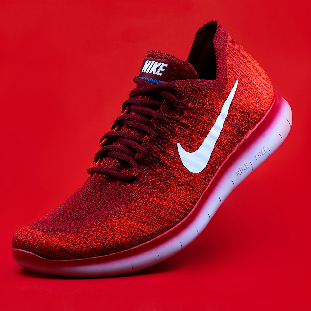 Everyday running sneaker