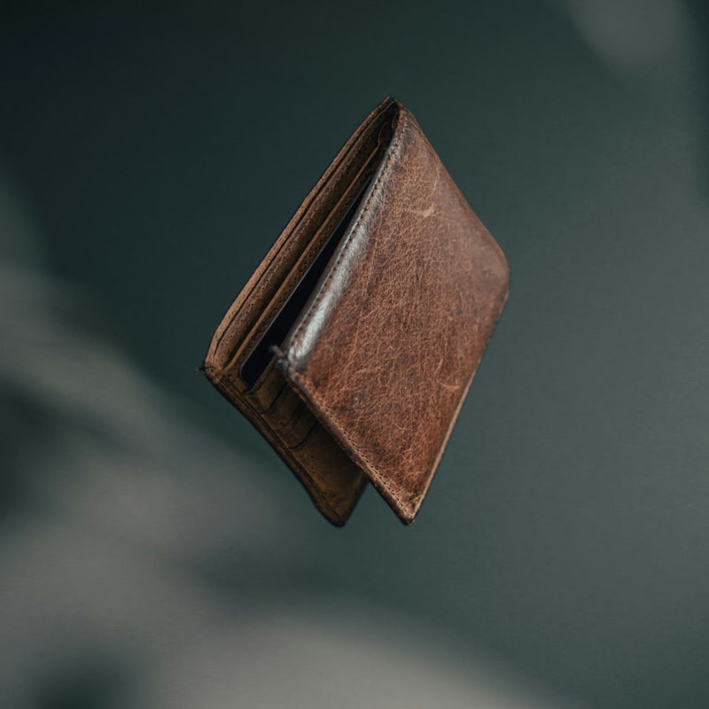Genuine leather bifold wallet